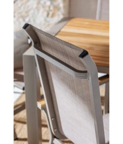 Dehner Stapelstuhl Cleveland, Hellbraun -Garten Moebel Haus Geschaft 6894083 WE DE 001 StapelstuhlClevelandHB